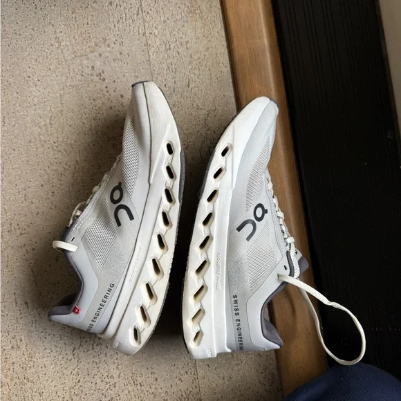 On Running Cloudsurfer Next - women’s size 7 like new - Picture 6 of 8